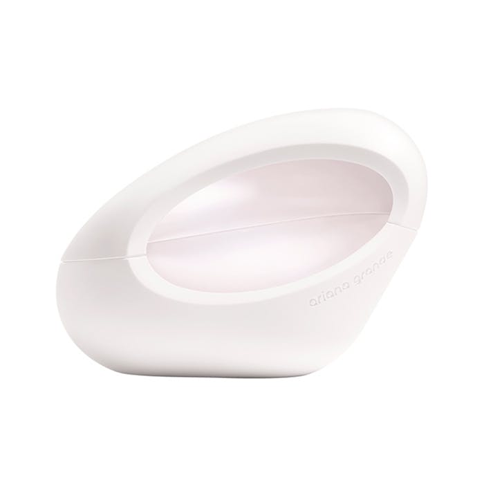 <html>
<head>
	<title></title>
</head>
<body>
<p>Eau De Parfum Spray</p>
</body>
</html>
