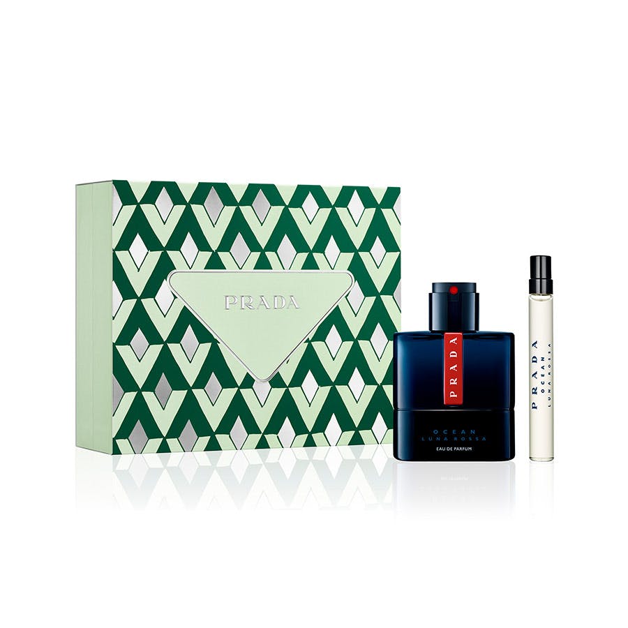 <html>
<head>
	<title></title>
</head>
<body>
<p>Eau De Parfum Gift Set</p>
</body>
</html>
