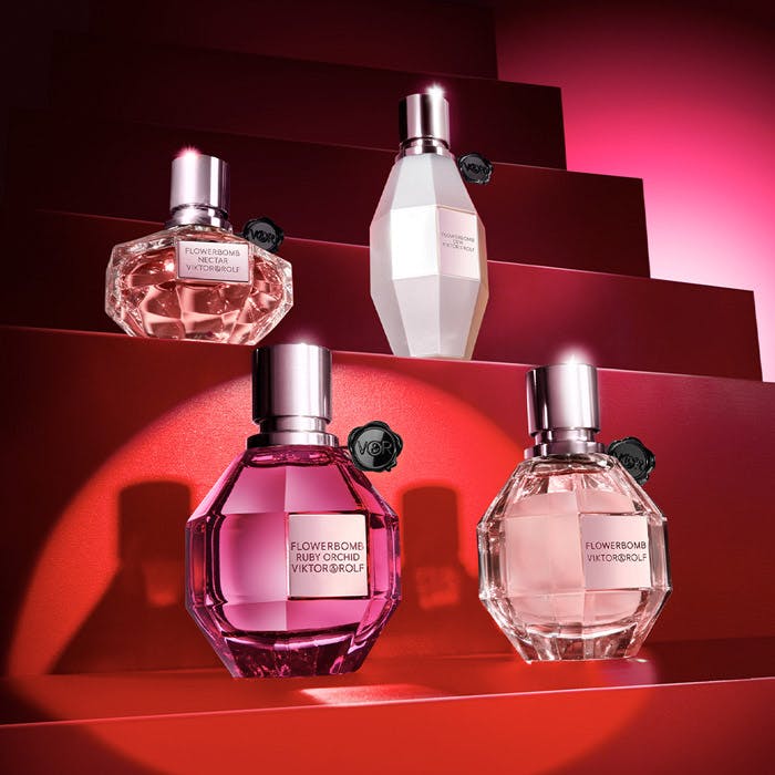 The perfume best sale shop flowerbomb