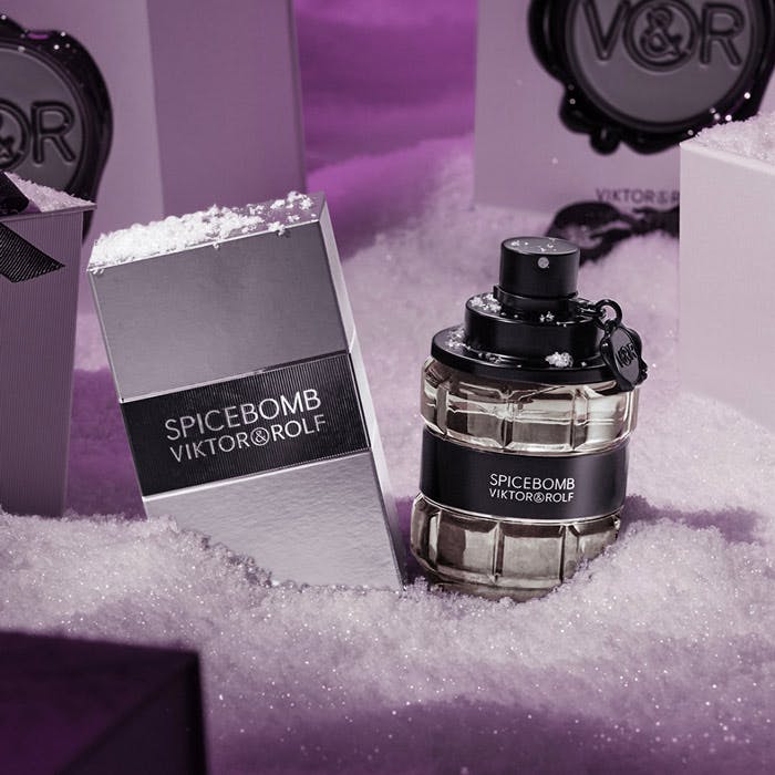 Viktor & rolf spicebomb online gift set for him