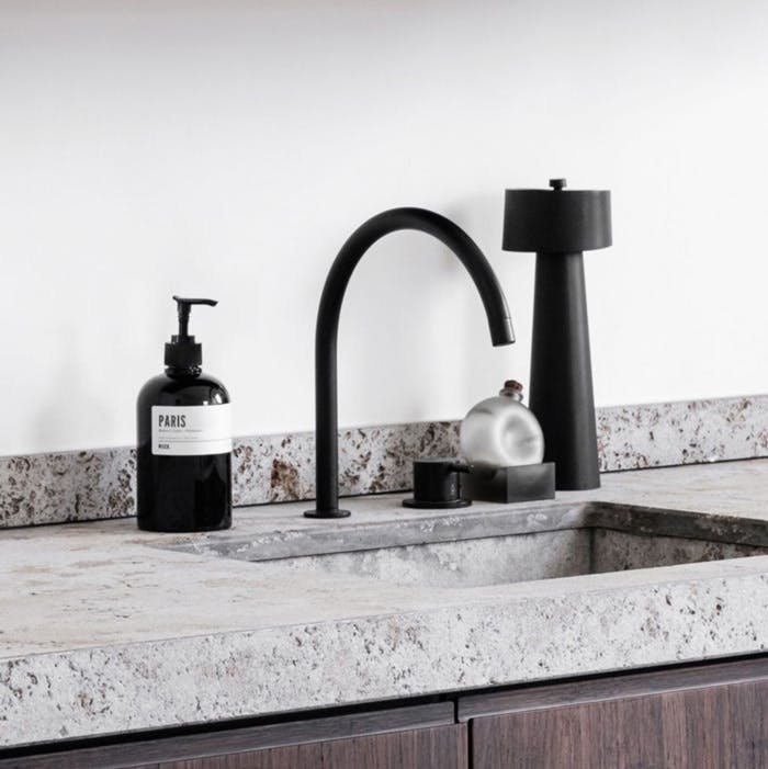 Product photo Image02