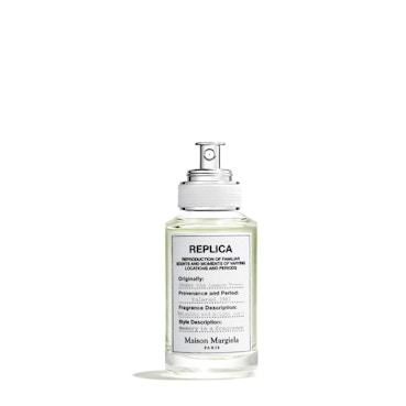 Replica Under The Lemon Trees Eau de Toilette Spray (Unisex) by Maison Margiela - 1 oz