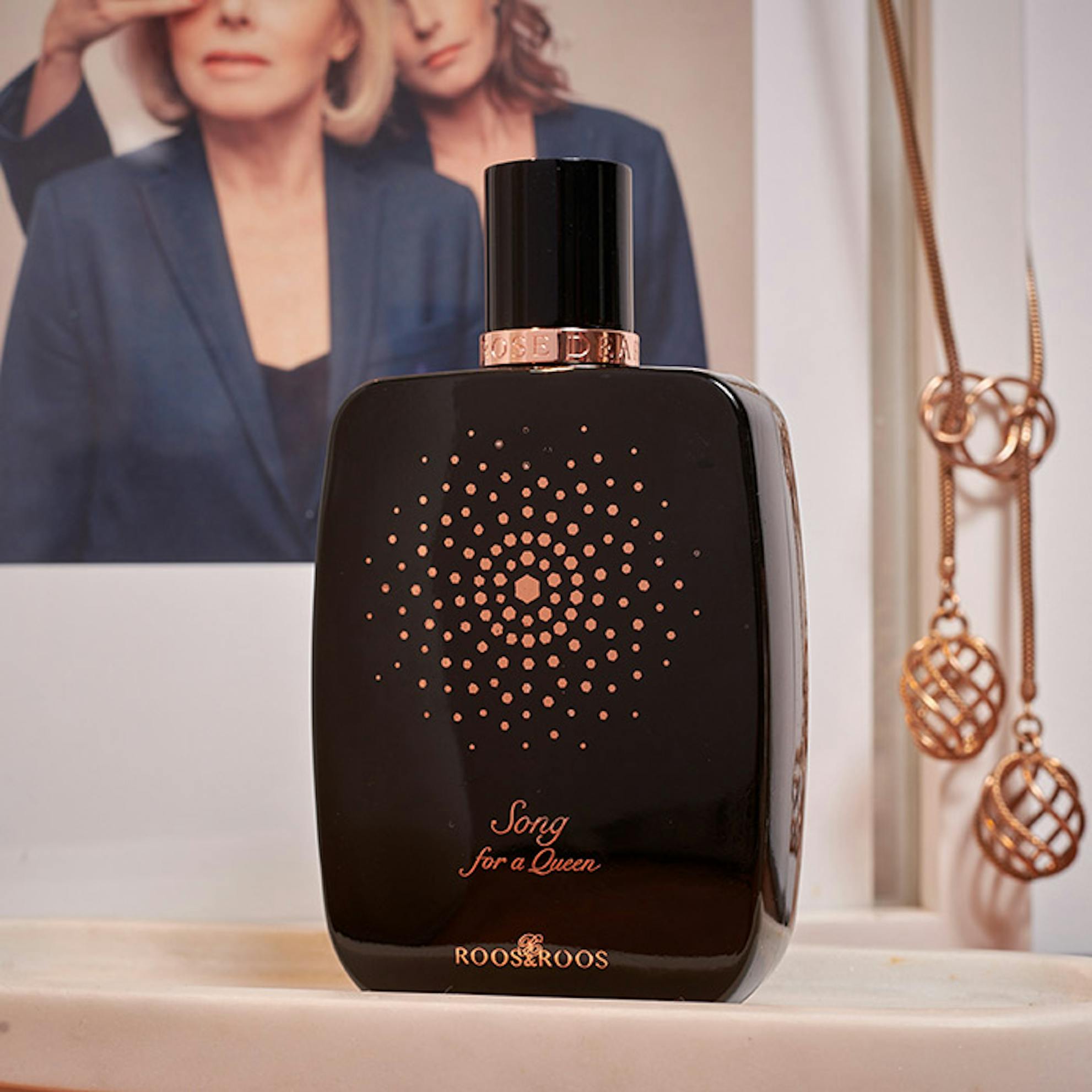 Roos & Roos Songs For A Queen Eau De Parfum 100ml Spray | The Fragrance ...