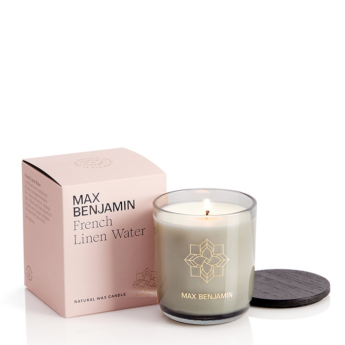 Max Benjamin French Linen Water Candle 210g