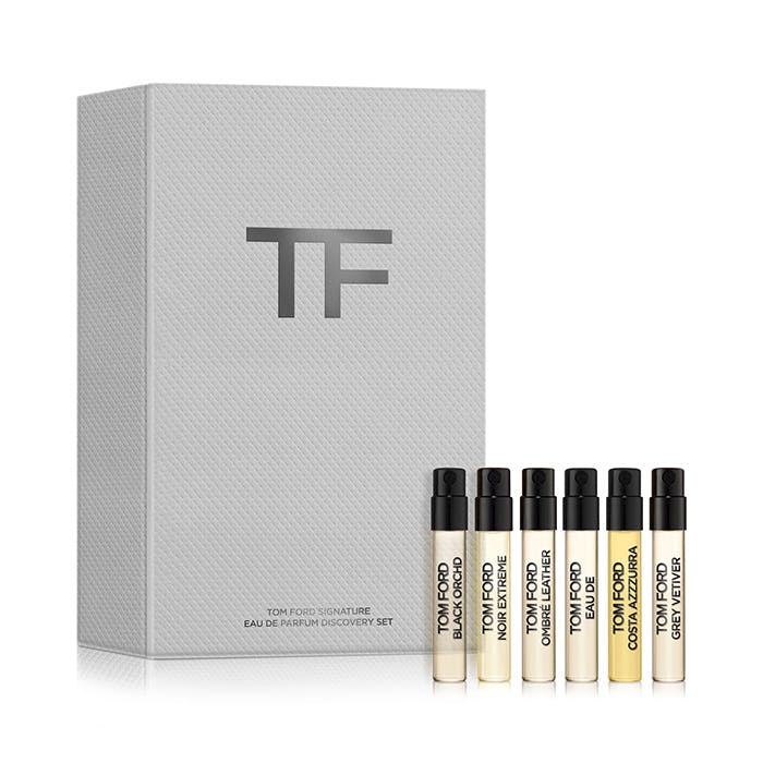 <html>
<head>
	<title></title>
</head>
<body>
<p>Eau De Parfum Gift Set</p>
</body>
</html>
